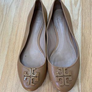 Tory Burch Tan ballerina Flats